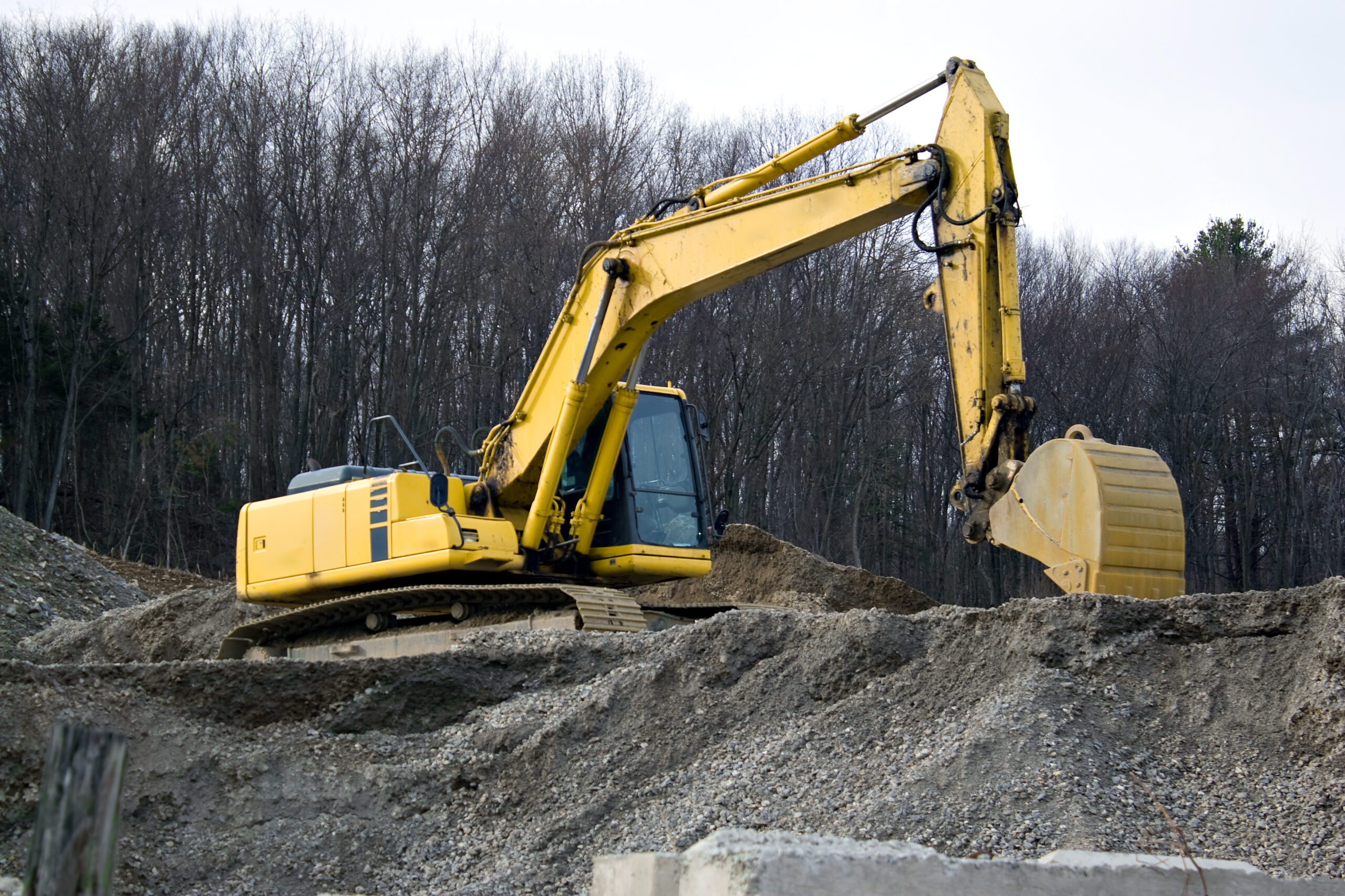 view of a construction site with heavy duty equipment StNl7EuArj scaled
