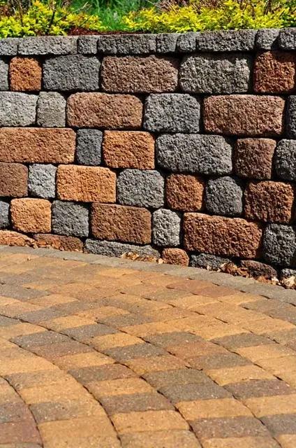 retaining wall toronto
